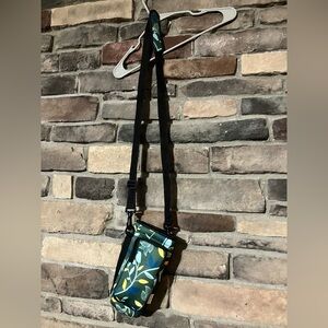 Evergreen bird and leaf print neoprene water bottle/phone holder